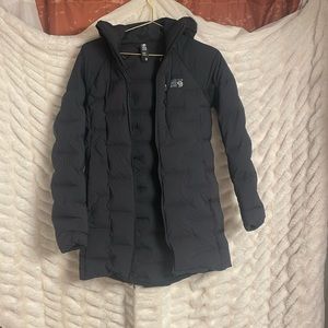 Mountain Hardware Down Jacket, size XS. NBW, without tags.